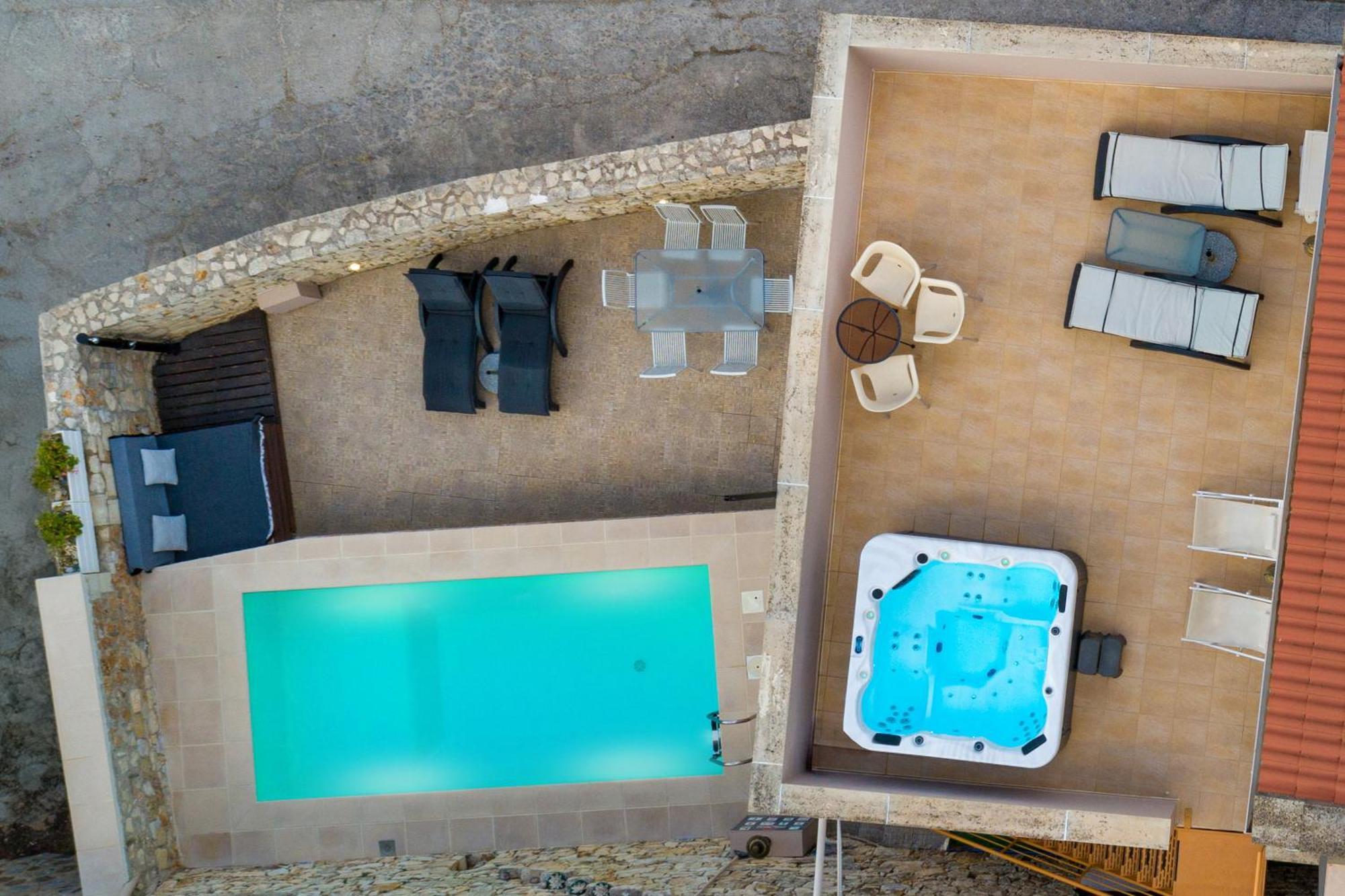 Olga'S Filoxenia - Villa Aladanos-Private Pool And Heated Jacuzzi Makhairoí Exterior photo